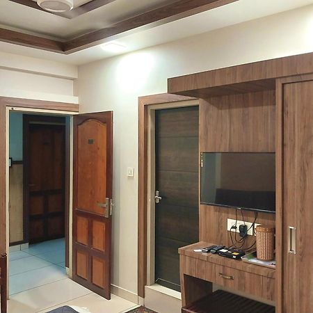 Hotel Royal Wings Elūr المظهر الخارجي الصورة