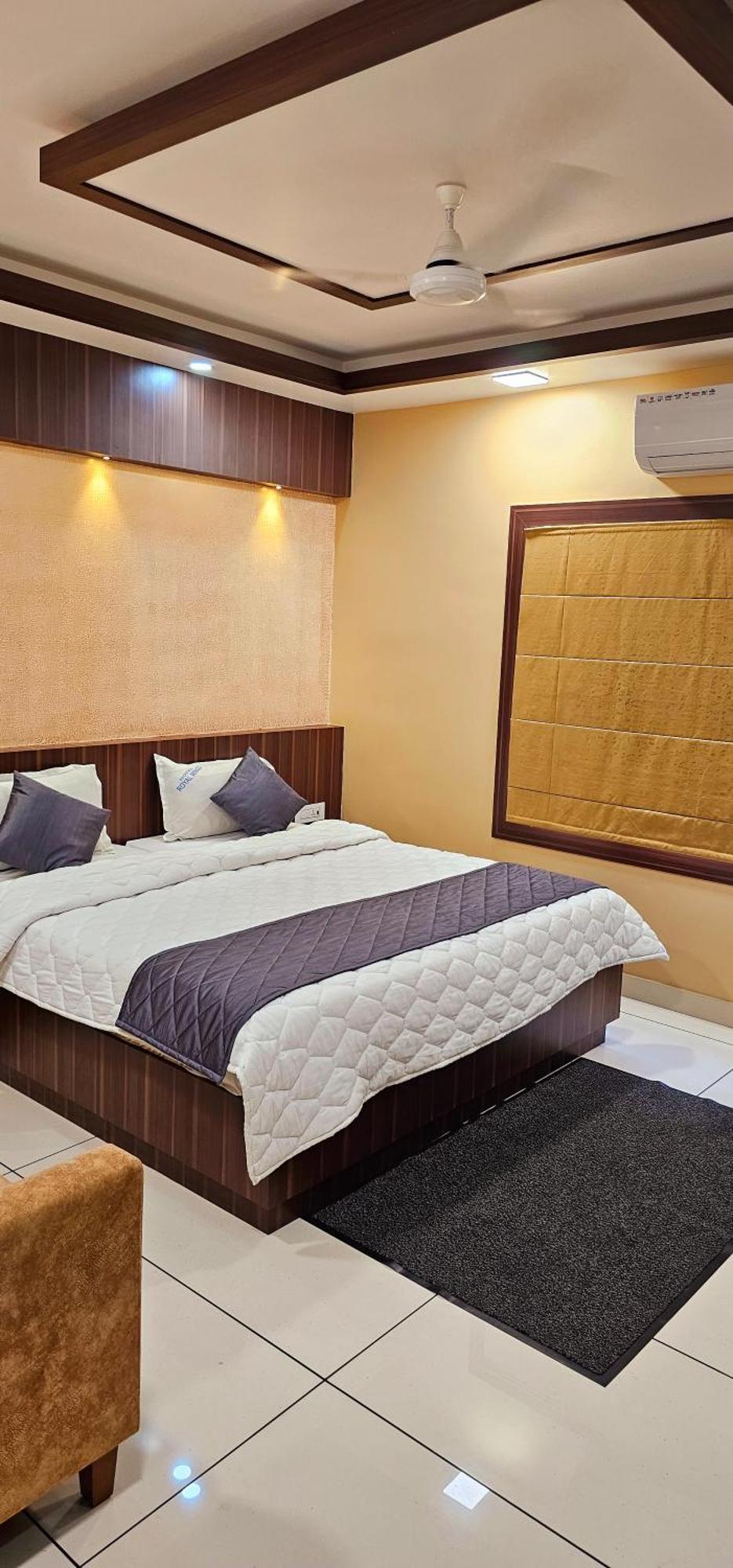 Hotel Royal Wings Elūr المظهر الخارجي الصورة