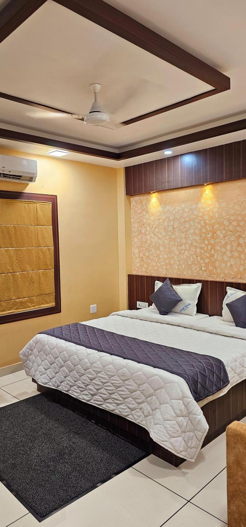 Hotel Royal Wings Elūr المظهر الخارجي الصورة