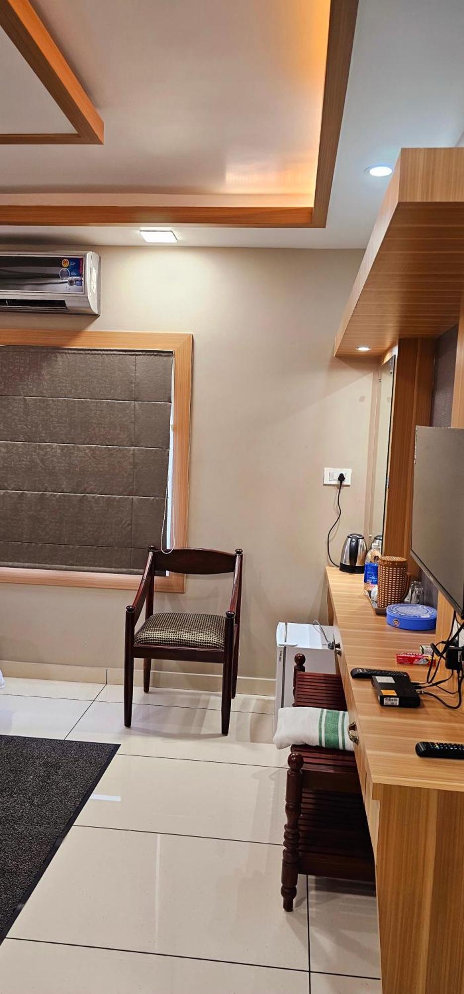 Hotel Royal Wings Elūr المظهر الخارجي الصورة